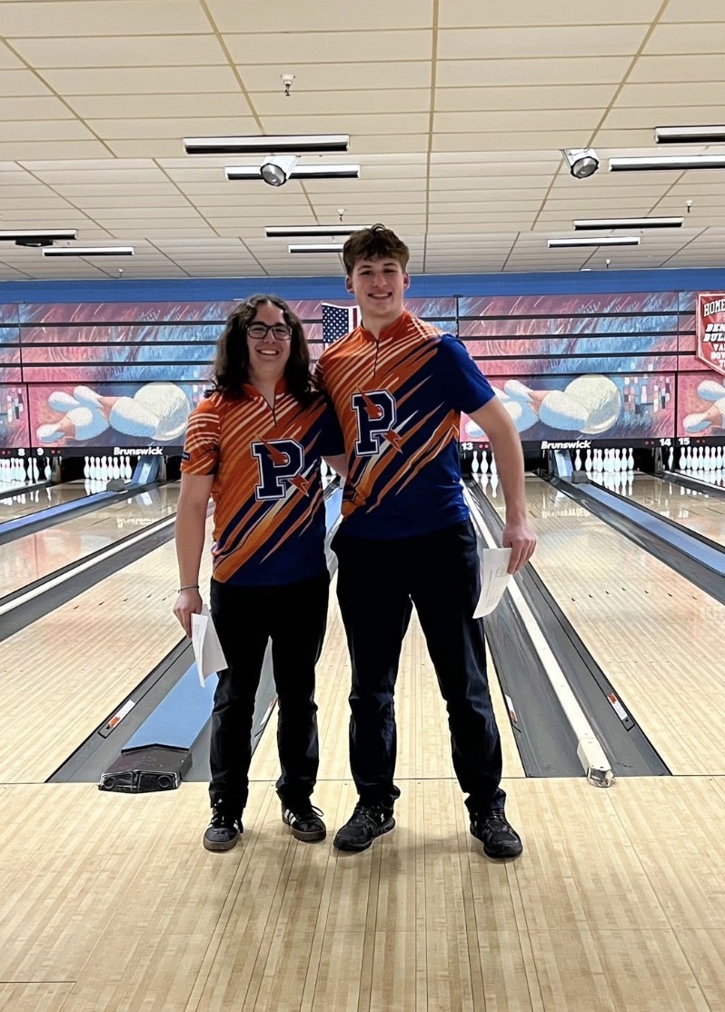 We are so proud of our alumni representing Powers Catholic on the lanes! 

Senio...
